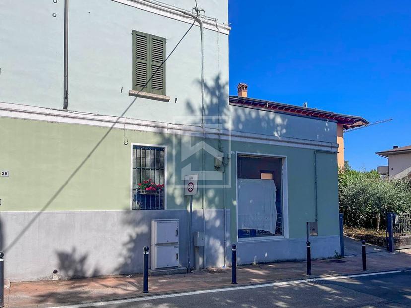 Villa in Piazza Garibaldi 28, Desenzano del Garda — foto 3 di 5