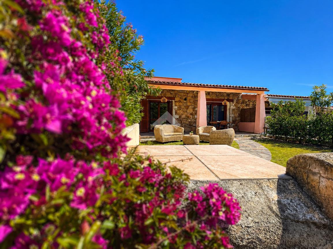 Villa a schiera in Via Monte Bruncuspina, Loiri Porto San Paolo