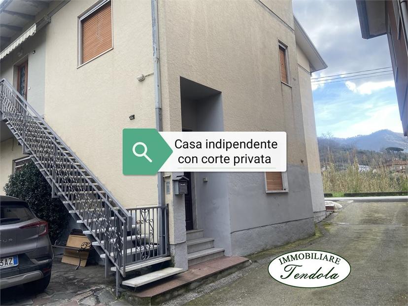 Casa indipendente, Luni