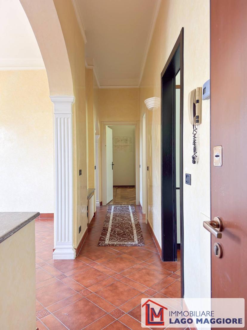 Trilocale in Via Sist 65, Taino — foto 4 di 5