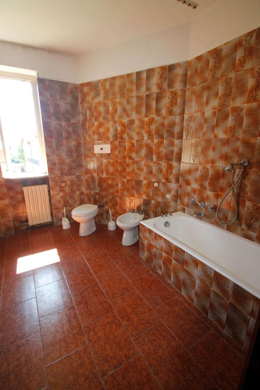 Trilocale, Sant'Omobono Terme