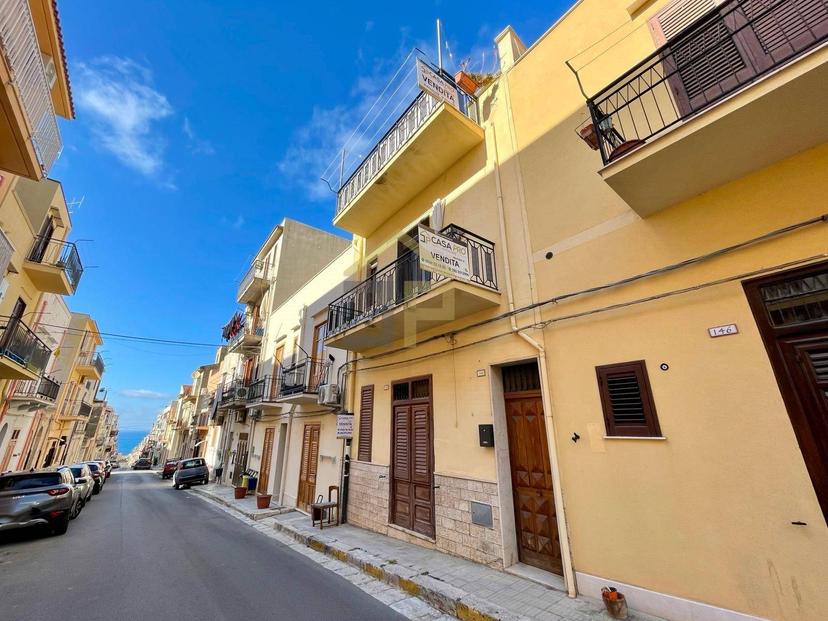Casa indipendente in Via Generale Michele di Gaetano, Castellammare del Golfo — foto 2 di 5
