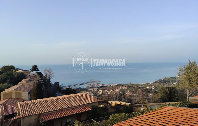 Trilocale in Contrada Gornella, Drapia — foto 3 di 5