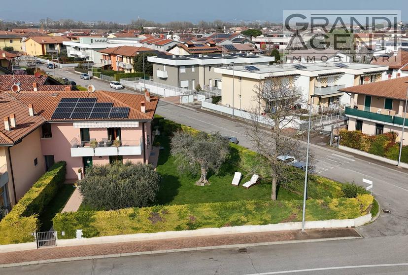 Villa a schiera in Don Arcadio Merlini 39, Zevio — foto 2 di 5
