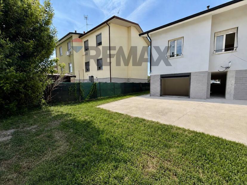 Villa in Via XXV Aprile 10, Bonemerse — foto 3 di 5