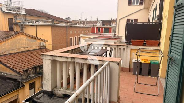 Trilocale in Piazza Alessandro Manzoni 9, Viadana — foto 2 di 5