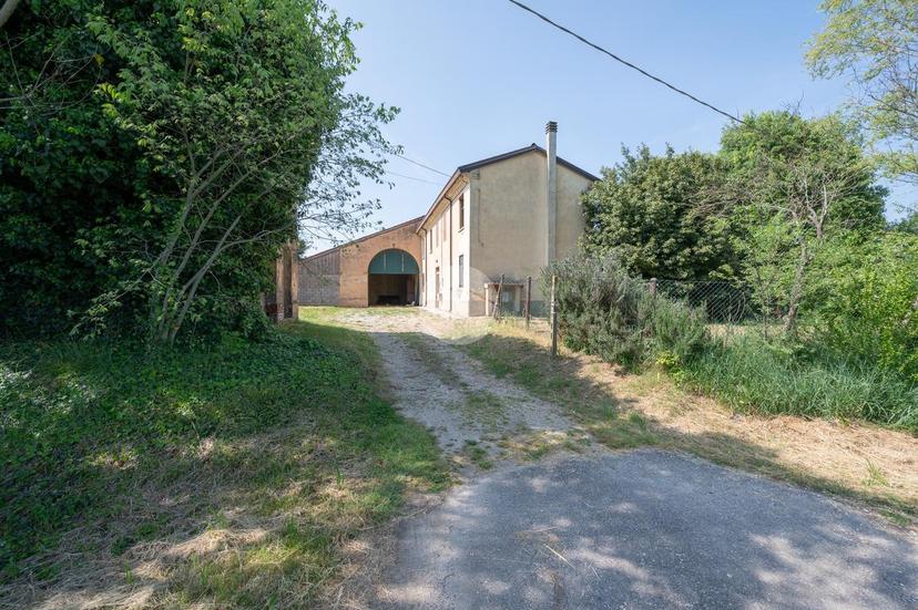 Casa indipendente in Str. Picco 2, Castellucchio — foto 4 di 5