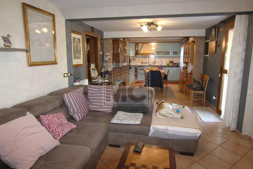 Porzione di casa in Via Zimella  7 / 00, Reggio nell'Emilia