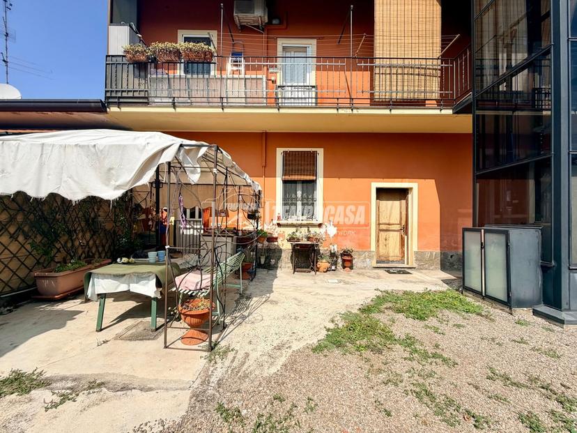 Trilocale in Via Gorizia, Parabiago — foto 2 di 5