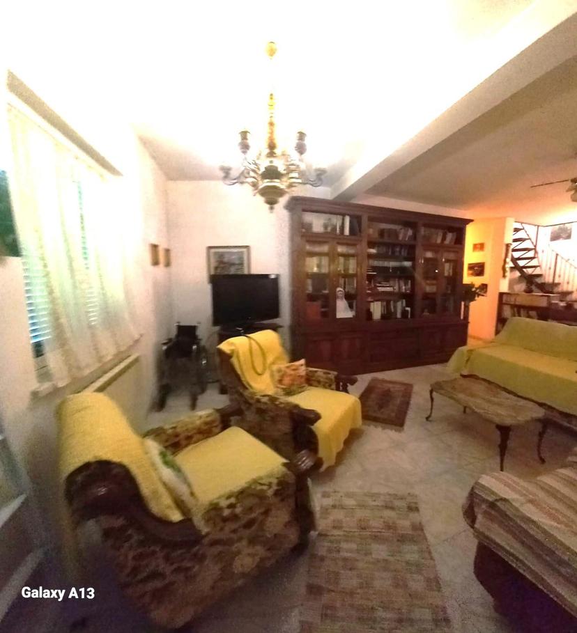 Casa indipendente, Carrara — foto 3 di 5