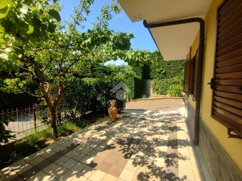 Villa in C/da Pianetto 56, Cerisano — foto 5 di 5