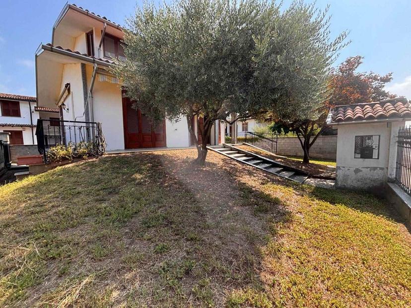 Villa, Garlasco — foto 3 di 5