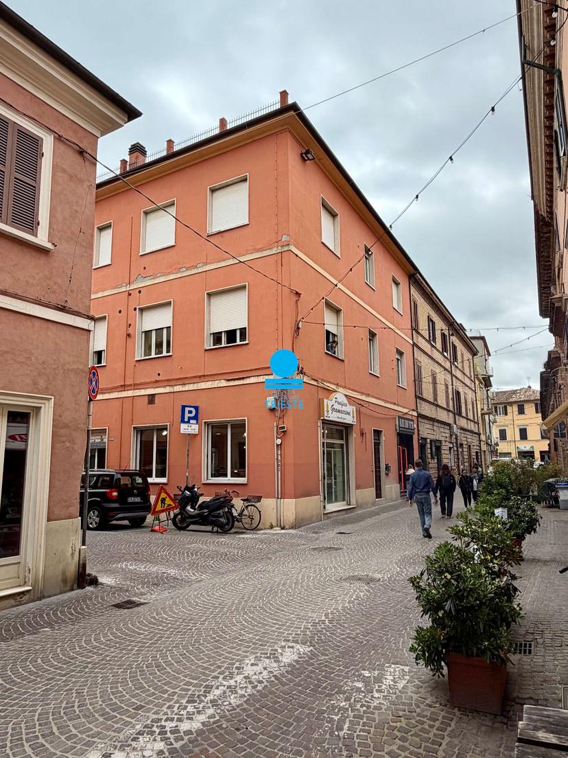 Quadrilocale in Via Cavour 34, Pesaro