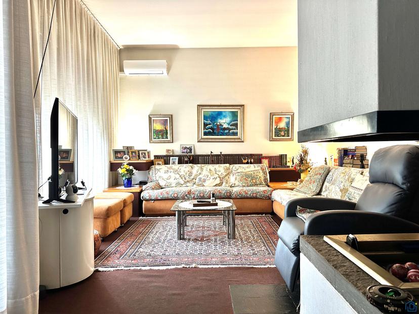 Villa unifamiliare in Via Lorenzo De' Medici 2, Castano Primo — foto 3 di 5