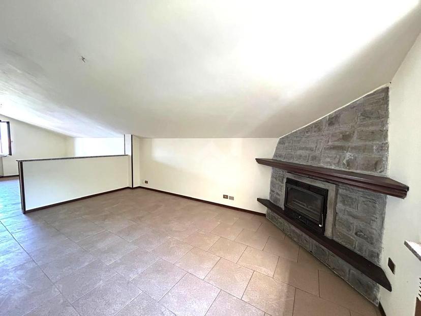 Trilocale in Via Santa Giulia 13, Pian Camuno — foto 3 di 5