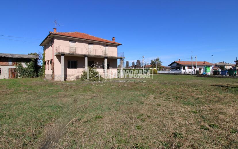 Villa in Via Roma 7, Margarita — foto 4 di 5