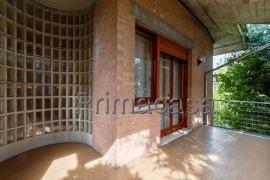 Casa indipendente in Via Papa Giovanni XXIII 34, Carpi
