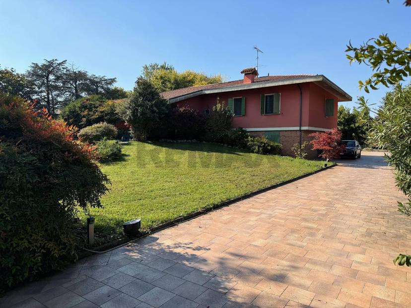 Villa, Guidizzolo — foto 5 di 5