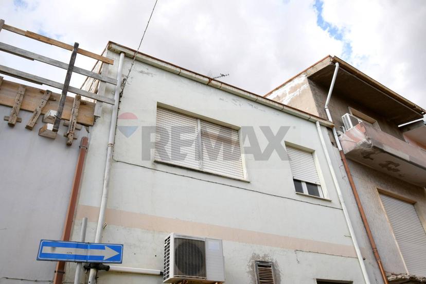 Casa indipendente in Vico Crispi 9, Domusnovas — foto 5 di 5