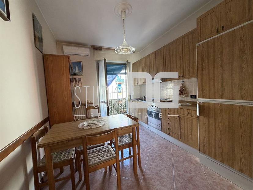 Bilocale in Via Salita al Biulè, Cesano Maderno