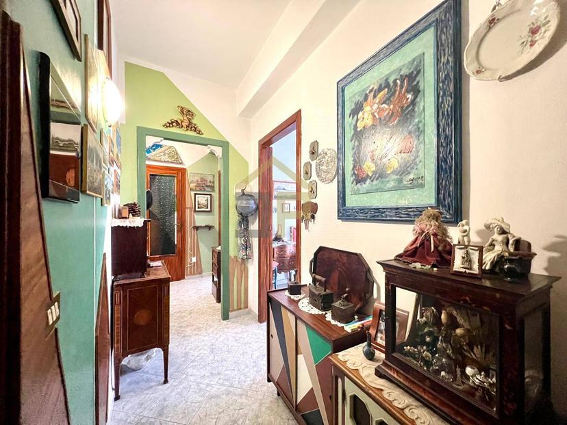 Trilocale in Cortile Spanò 10, Palermo