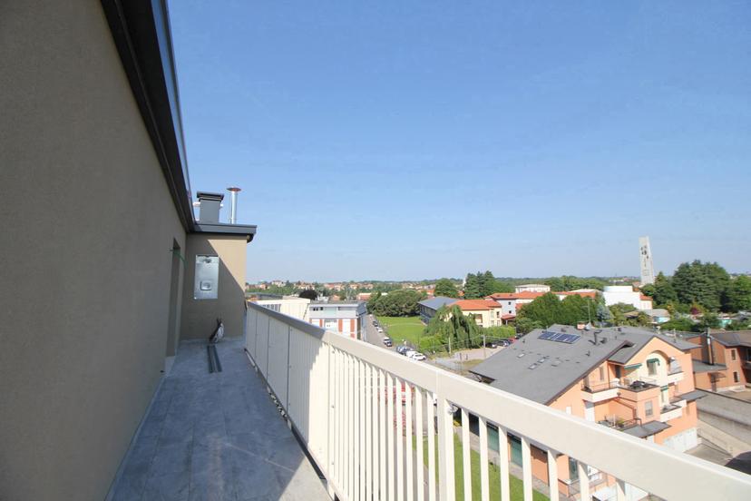 Trilocale in Via Mantova 11, Marnate — foto 2 di 5