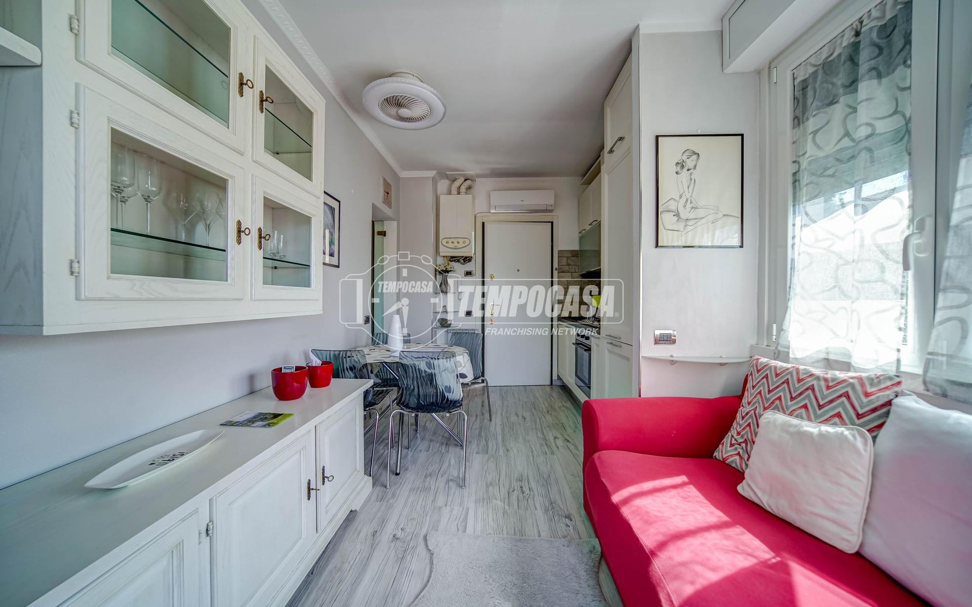 Bilocale in Via Giuseppe Mazzini 36/a/ B, Biandronno