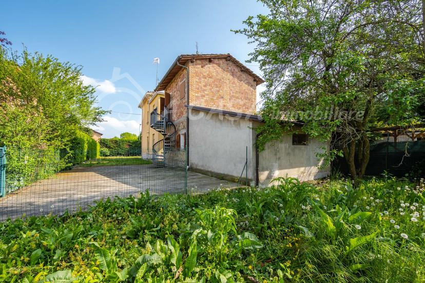 Porzione di villa in Via Calestano  32, Felino — foto 4 di 5