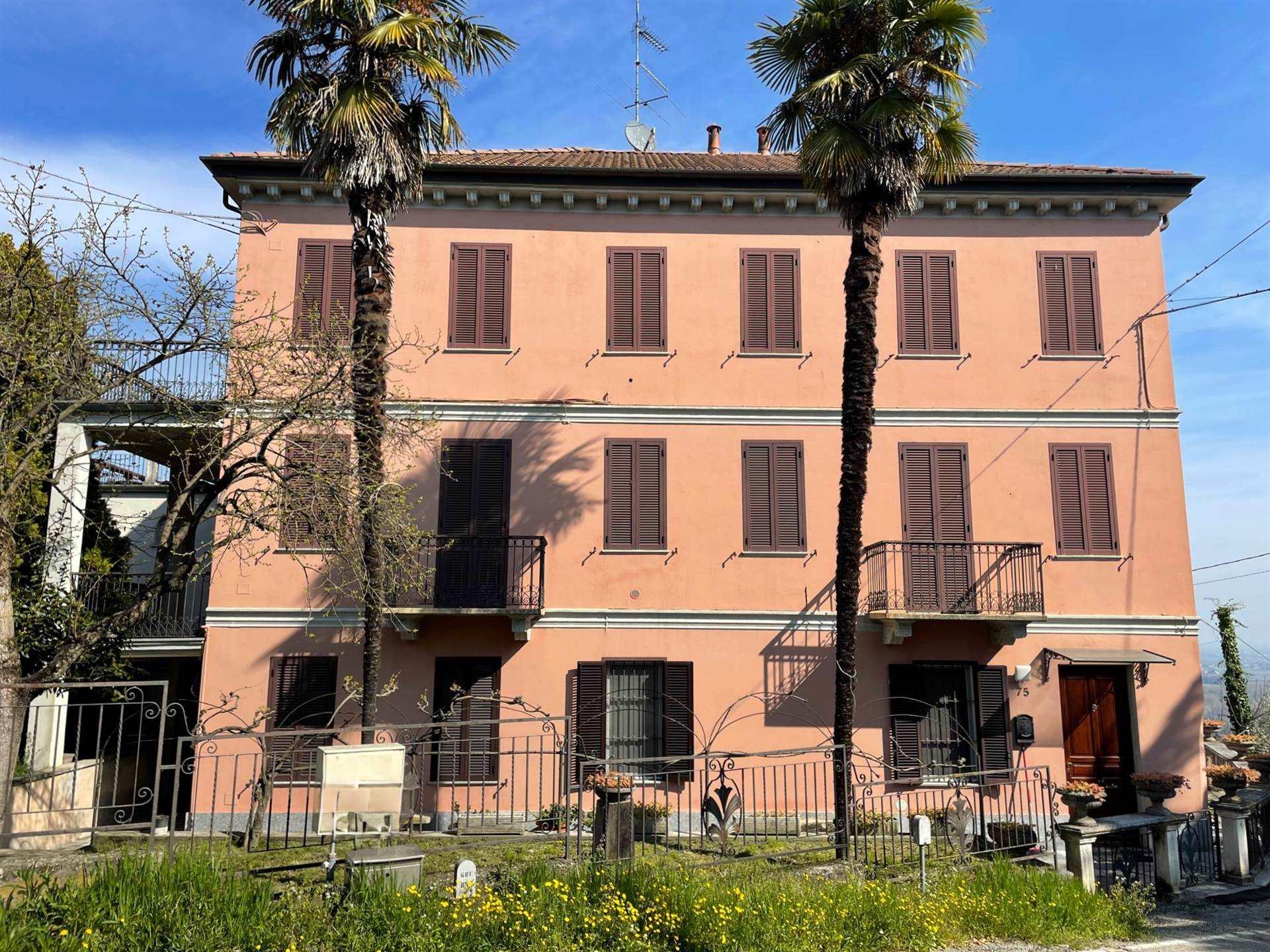 Casa indipendente in Via Casale, Casale Monferrato