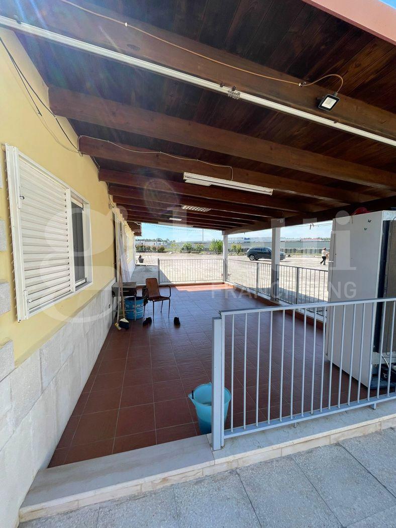 Villa in Zona Via Gravina, Corato — foto 2 di 5