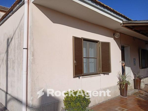 Villa in Via Carrara 9, Latina