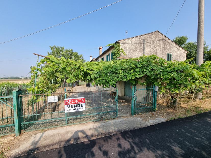 Villa in Via Nina, Vo' — foto 4 di 5
