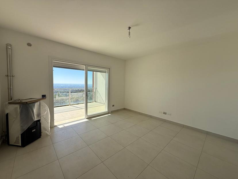 Trilocale in Via Monte Moricone 11, Velletri — foto 4 di 5
