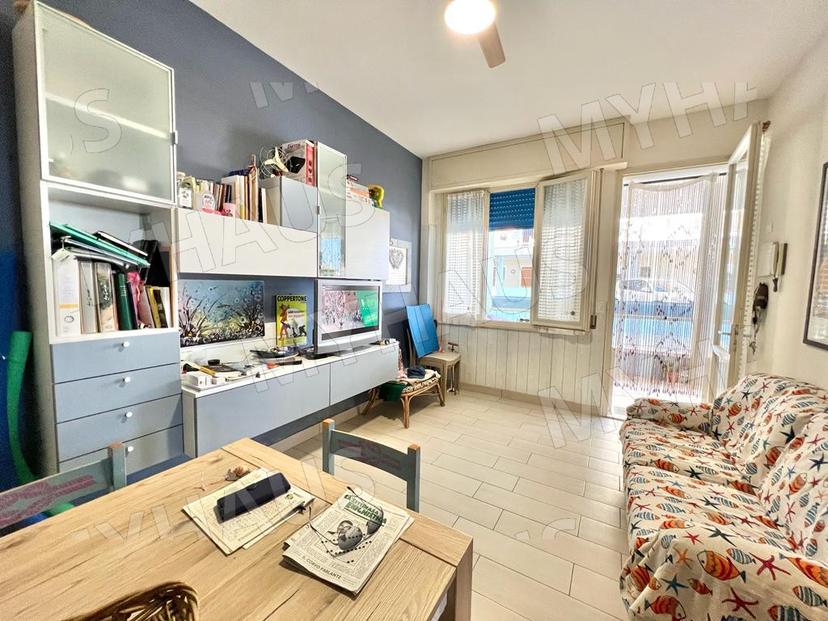 Trilocale in Viale Carducci, 223, Cesenatico — foto 2 di 5