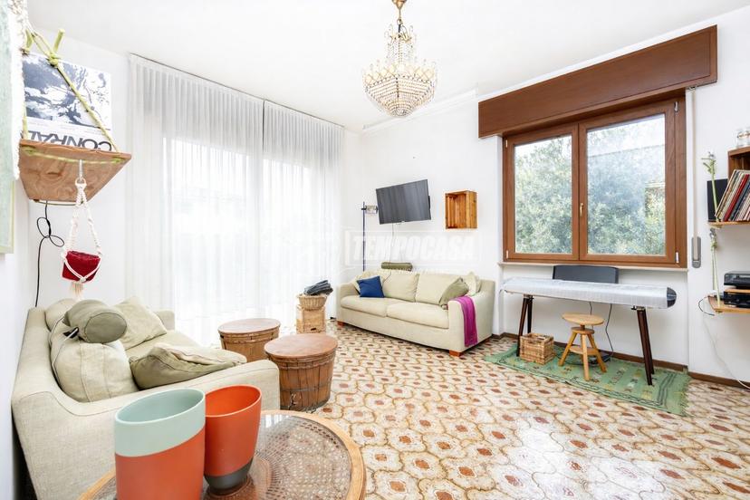 Villa in Via Alcide De Gasperi 10, Seriate — foto 4 di 5