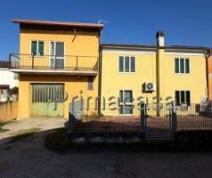 Casa indipendente in Via Giuseppe Garibaldi 52, Bovolone — foto 5 di 5