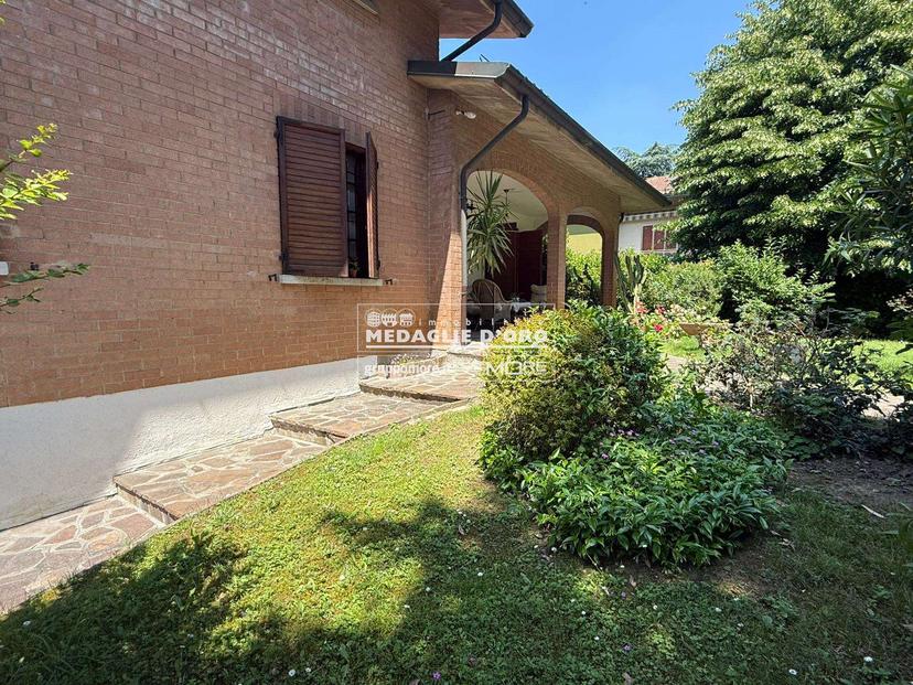 Villa unifamiliare in Via Piemonte 8, Castelnuovo Rangone