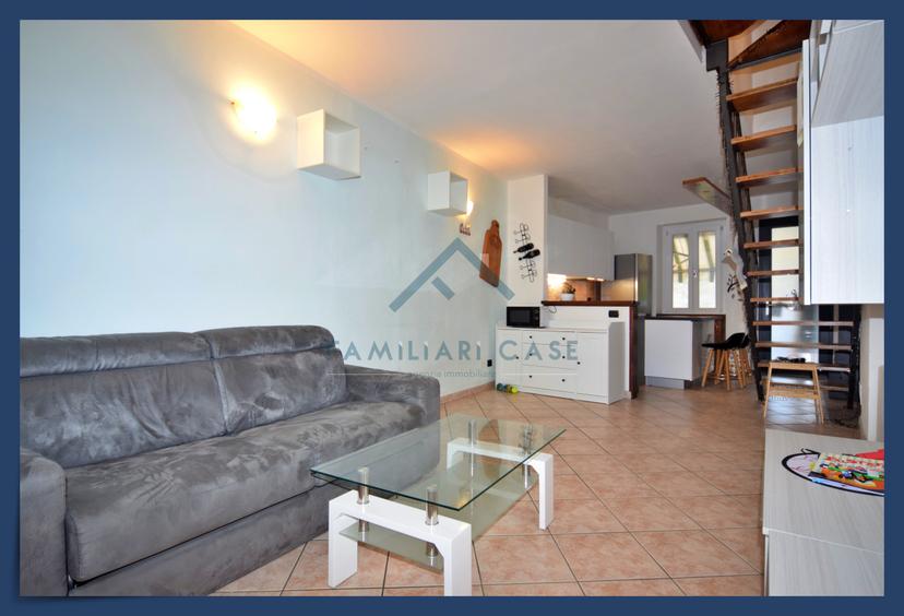 Casa indipendente in Via Carlo Bossi, Bodio Lomnago — foto 2 di 5
