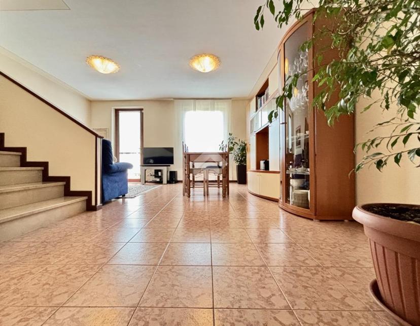 Villa a schiera in Via Caduti del Lavoro 6, Rodengo Saiano — foto 3 di 5