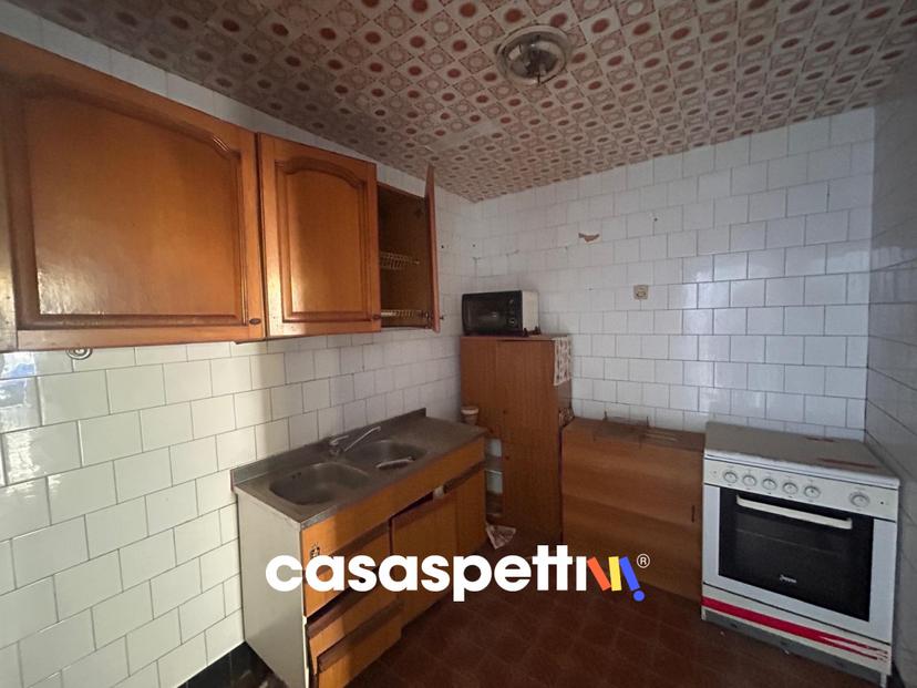 Casa indipendente in Via Carlo Poerio, 34, Lizzano — foto 2 di 5