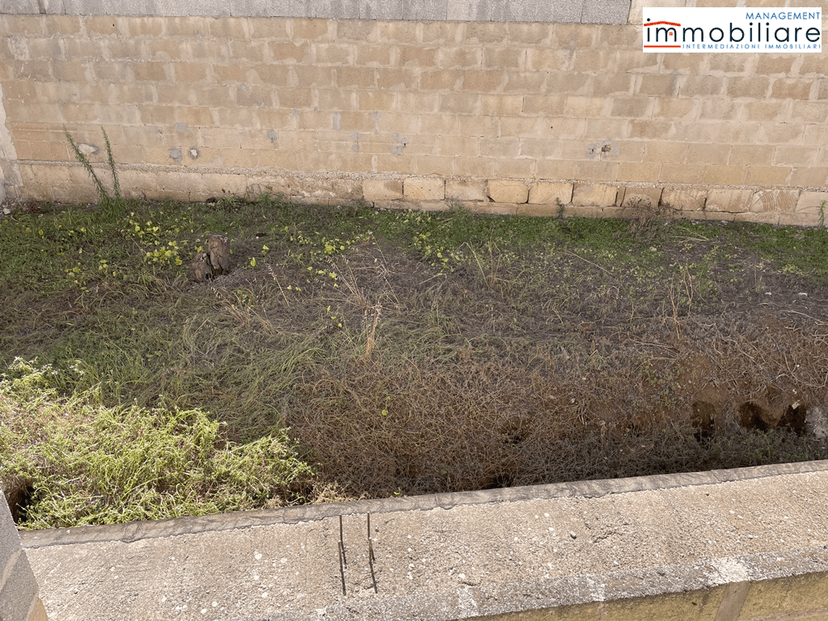 Casa indipendente in Via Cinuria, Castrignano de' Greci — foto 2 di 5