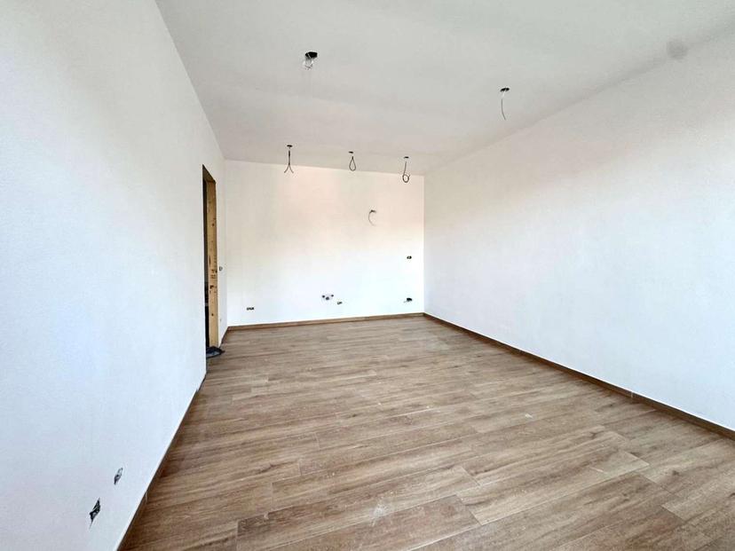 Bilocale in Via Viconago , Lavena Ponte Tresa — foto 4 di 5