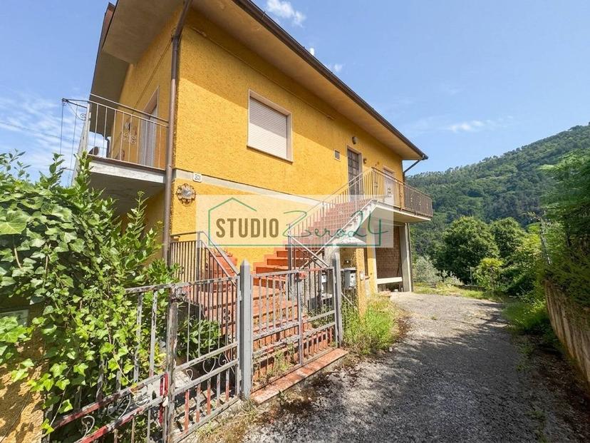Casa indipendente in Via Paratella, Montignoso — foto 5 di 5