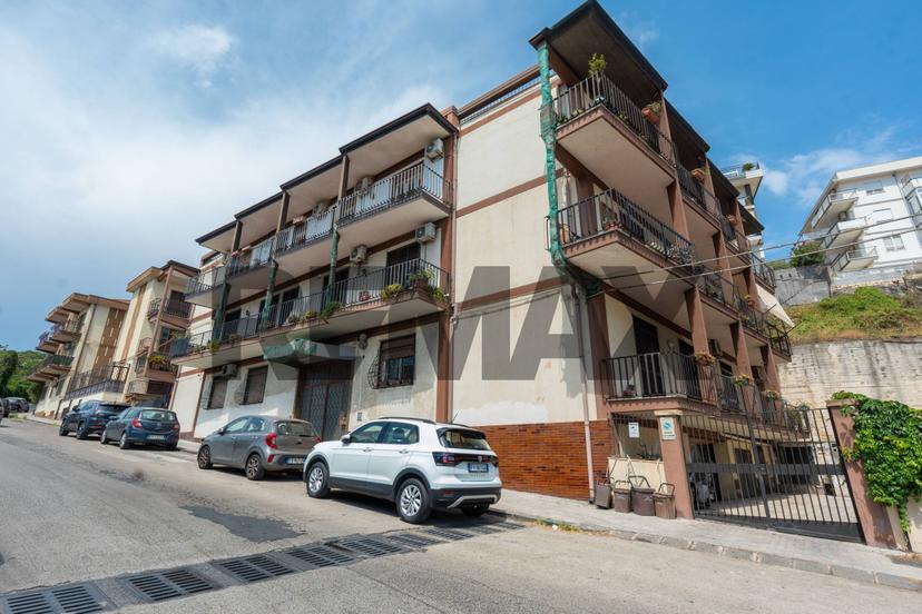 Quadrilocale in Via Francesco Lo Jacono 31, Sant'Agata li Battiati — foto 3 di 5
