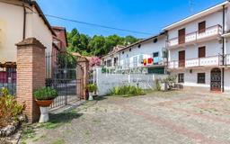 Casa indipendente in Via Rostagno 16, Castiglione Torinese