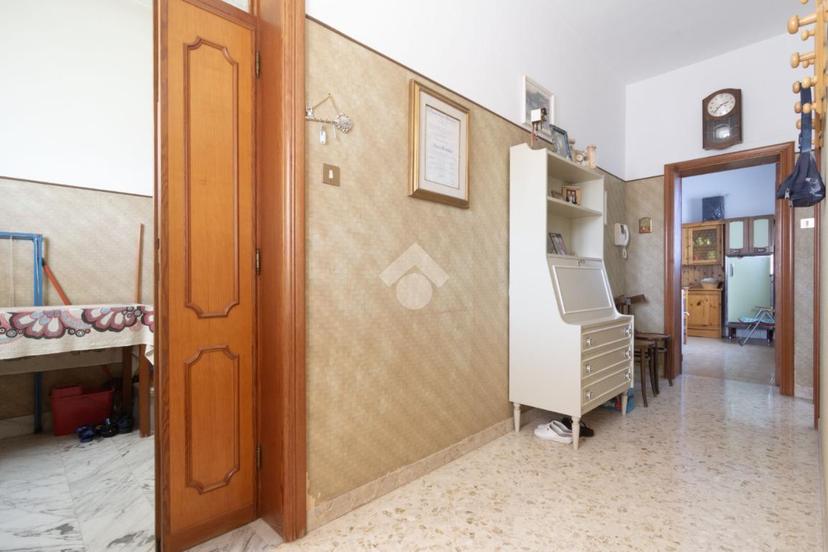 Casa indipendente in Via Circolo Fratellanza Conversanesi d’America, Conversano — foto 2 di 5