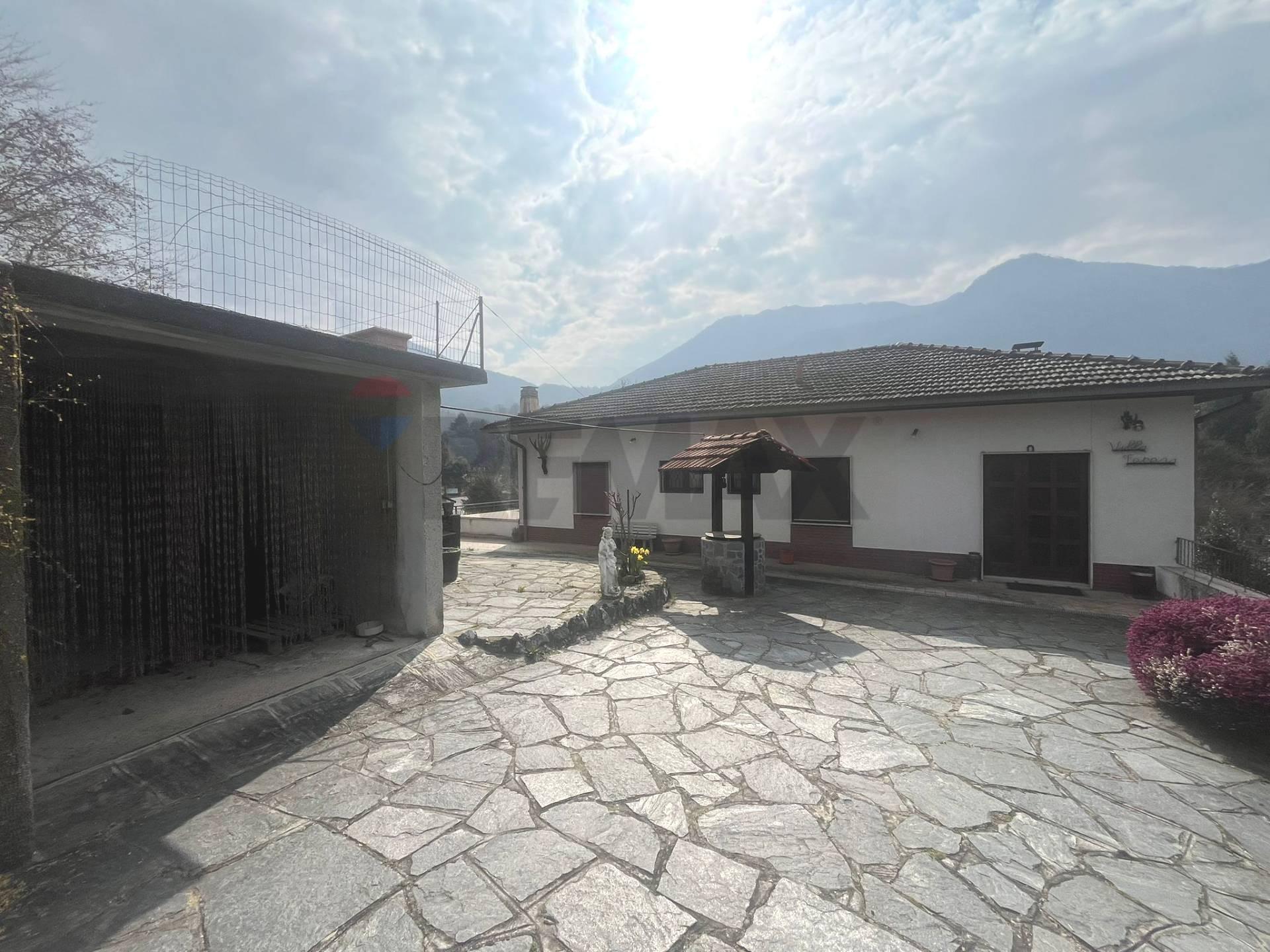 Casa indipendente in Via per Nasca 16, Castelveccana