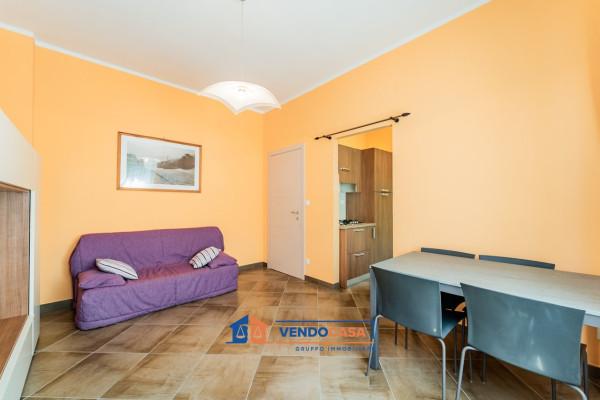Bilocale in Viale Giovanni Battista Perata 124, Albissola Marina