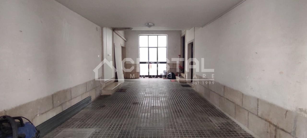 Trilocale in Via Foggia 3, Andria