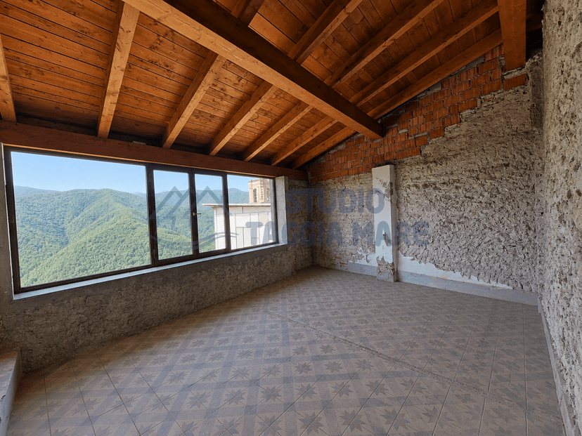 Casa indipendente in Via Roma 19, Molini di Triora — foto 2 di 5